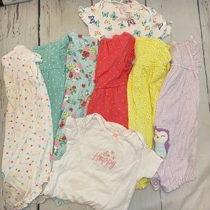 Girls 12-24month jumper and onesie lot.